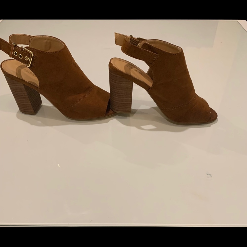Faux Suede Peep Toe  Buckle Heeled Bootie